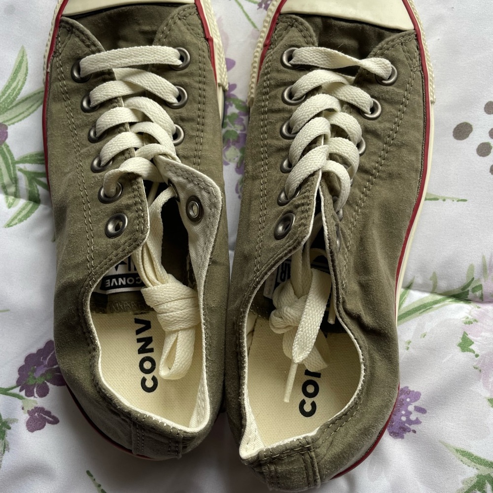 Converse Olive Green Sneakers
New without tags